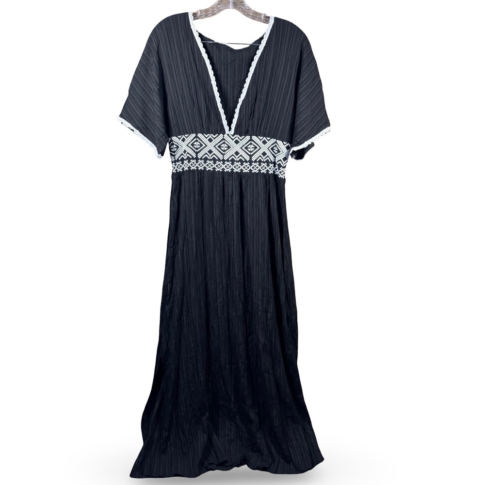 Boho Black Large L Maxi Dress White Lace Trim Geometric Embroidered Empire Waist
